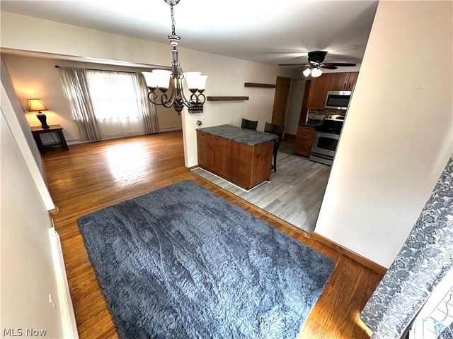 60 S Cleveland Avenue, Niles, OH 44446