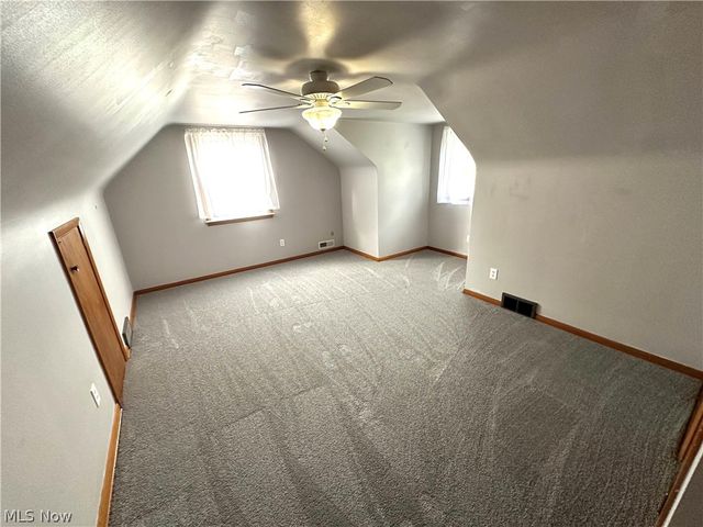 60 S Cleveland Avenue, Niles, OH 44446