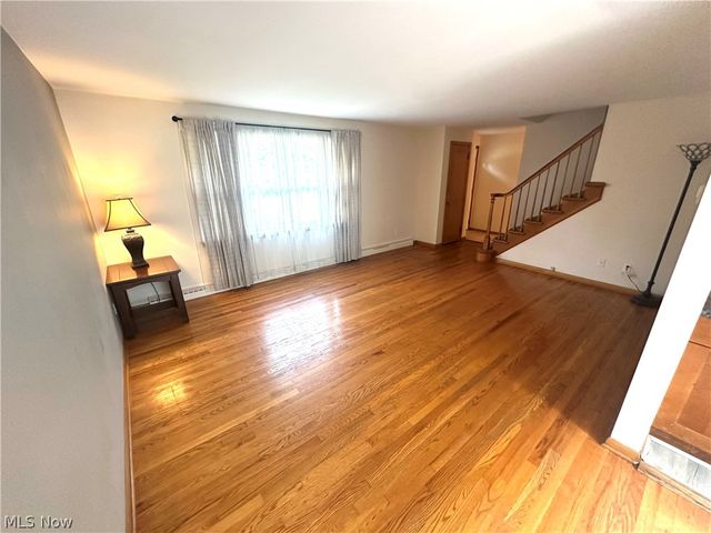 60 S Cleveland Avenue, Niles, OH 44446