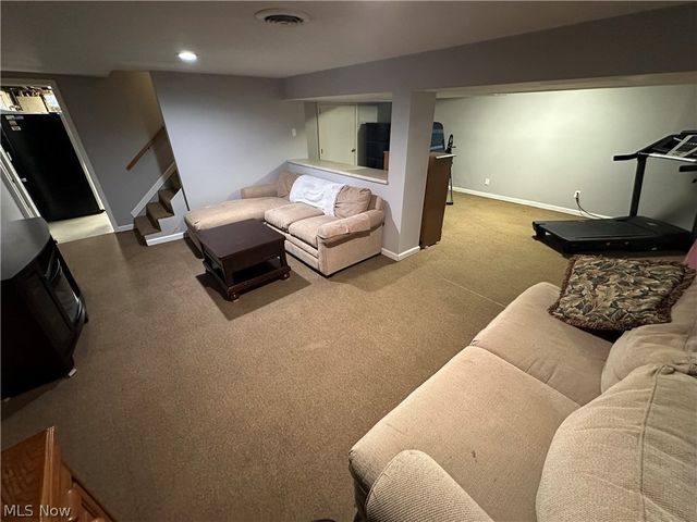 60 S Cleveland Avenue, Niles, OH 44446