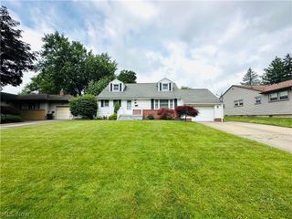 60 S Cleveland Avenue, Niles, OH 44446