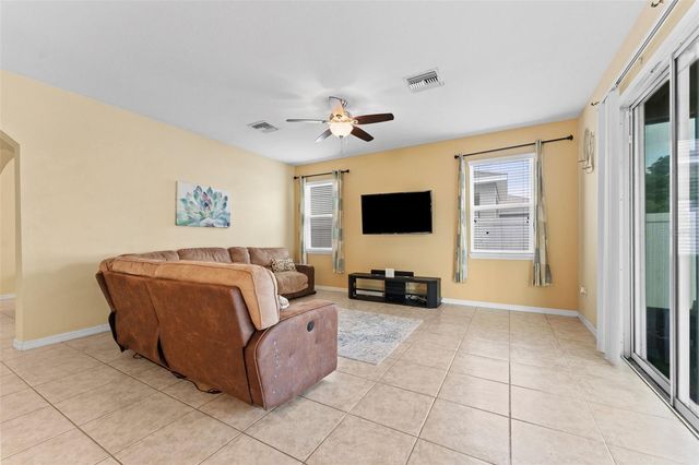 11620 WARREN OAKS PL, Riverview, FL 33578