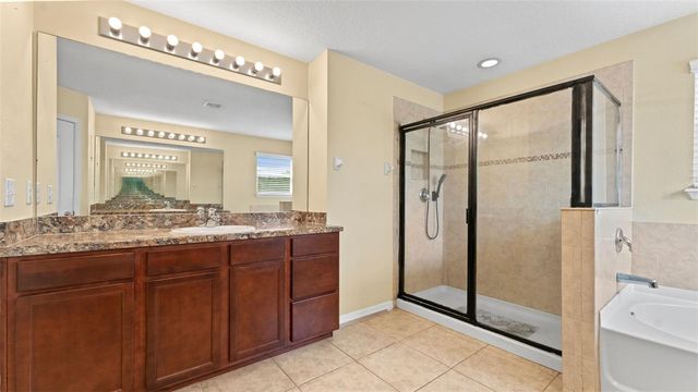 11620 WARREN OAKS PL, Riverview, FL 33578