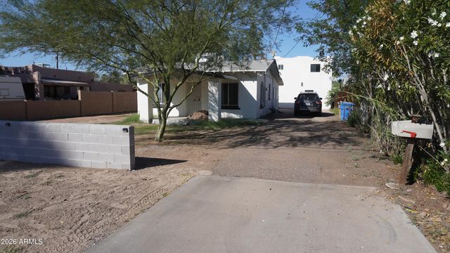 1044 E WHITTON Avenue, Phoenix, AZ 85014