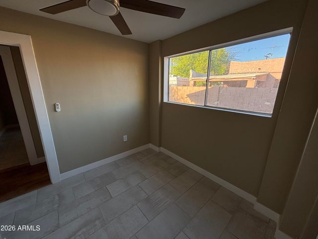 1044 E WHITTON Avenue, Phoenix, AZ 85014