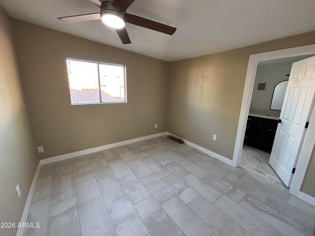 1044 E WHITTON Avenue, Phoenix, AZ 85014