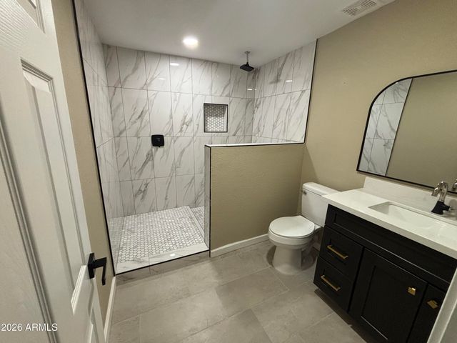 1044 E WHITTON Avenue, Phoenix, AZ 85014