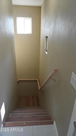 1044 E WHITTON Avenue, Phoenix, AZ 85014