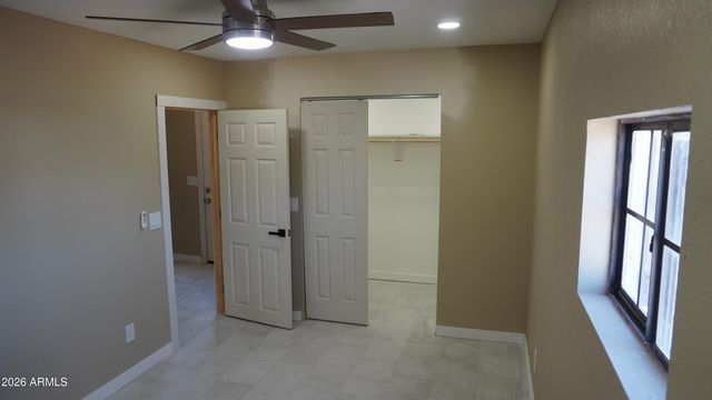 1044 E WHITTON Avenue, Phoenix, AZ 85014