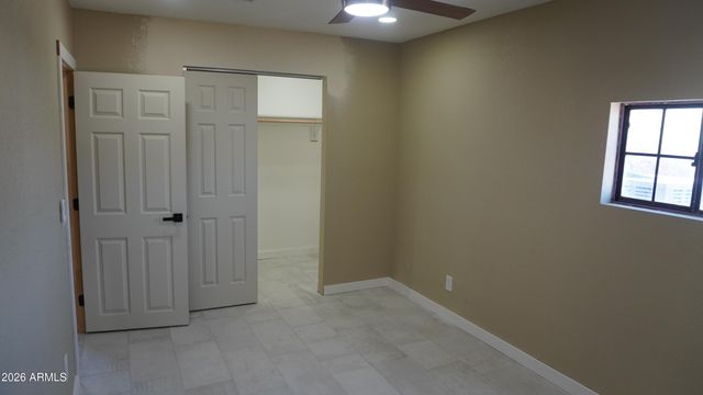 1044 E WHITTON Avenue, Phoenix, AZ 85014