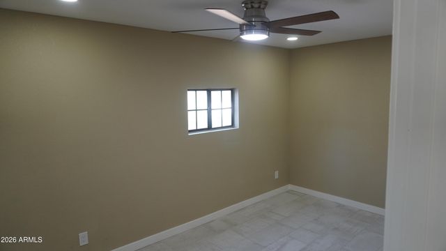 1044 E WHITTON Avenue, Phoenix, AZ 85014