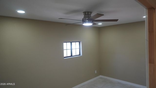 1044 E WHITTON Avenue, Phoenix, AZ 85014