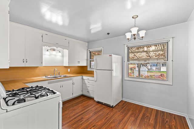 641 S Ivy Street, Medford, OR 97501