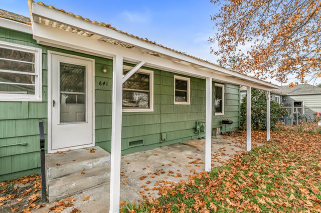 641 S Ivy Street, Medford, OR 97501
