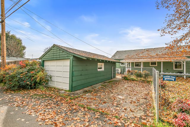 641 S Ivy Street, Medford, OR 97501