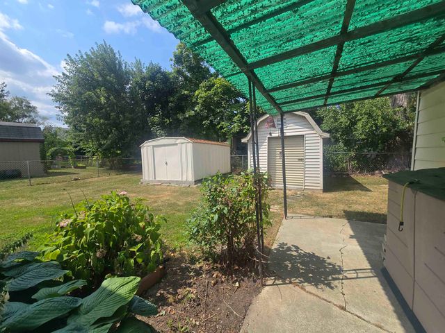 2261 Bradford Drive, Grand Blanc Twp, MI 48507