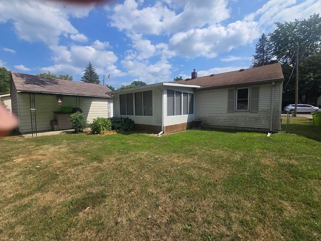 2261 Bradford Drive, Grand Blanc Twp, MI 48507