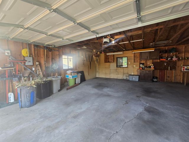 2261 Bradford Drive, Grand Blanc Twp, MI 48507