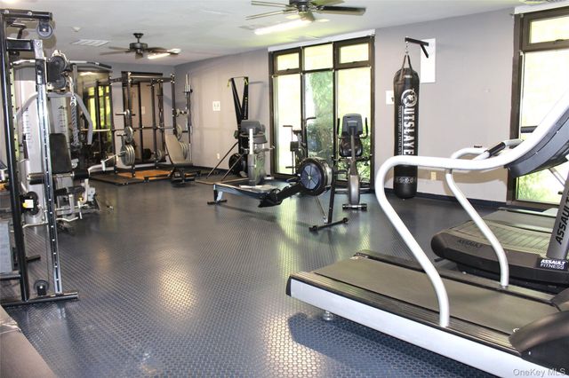 486 Daryl Drive 486, Medford, NY 11763