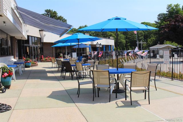 486 Daryl Drive 486, Medford, NY 11763