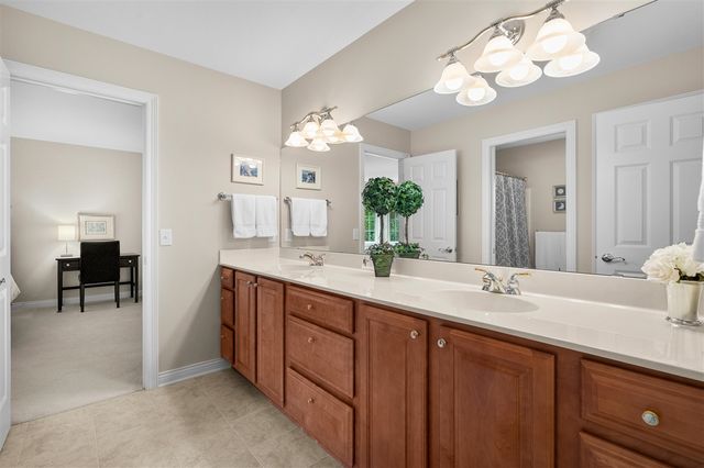 8475 Parkstone Terrace, Mattawan, MI 49071