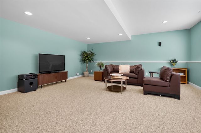 8475 Parkstone Terrace, Mattawan, MI 49071