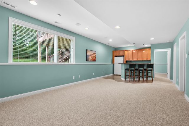 8475 Parkstone Terrace, Mattawan, MI 49071