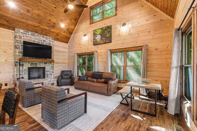 15662 Highway 197 N, Clarkesville, GA 30523