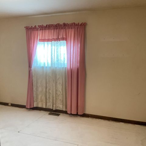 42950 Bemis Road, Van Buren Twp, MI 48111