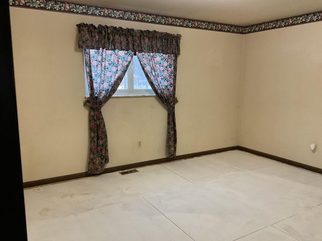 42950 Bemis Road, Van Buren Twp, MI 48111