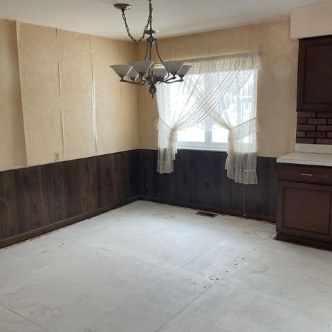 42950 Bemis Road, Van Buren Twp, MI 48111