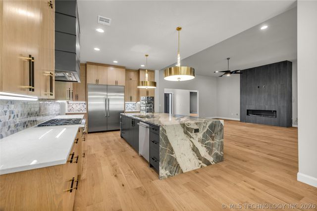 6037 E 119th Place, Tulsa, OK 74137