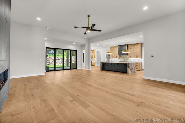 6037 E 119th Place, Tulsa, OK 74137