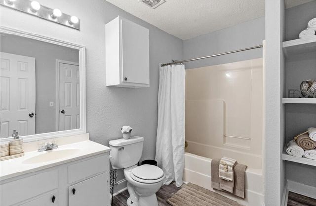 108 Kadens Kove, Magee, MS 39111