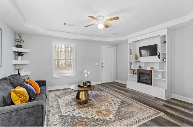 108 Kadens Kove, Magee, MS 39111