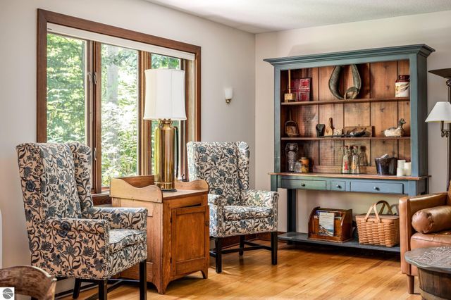 3862 N Trillium Drive, Leland, MI 49654