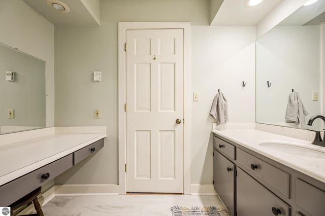 3862 N Trillium Drive, Leland, MI 49654