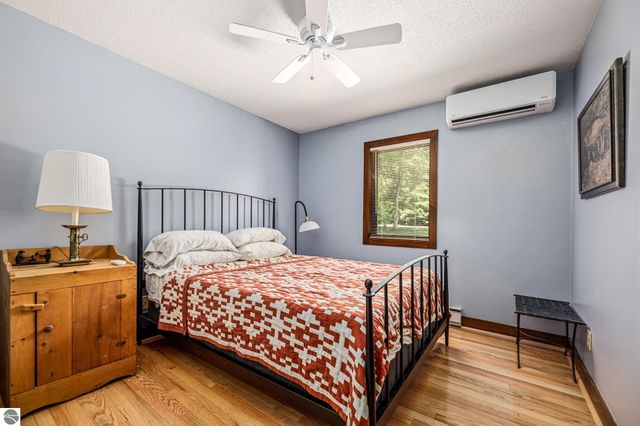 3862 N Trillium Drive, Leland, MI 49654