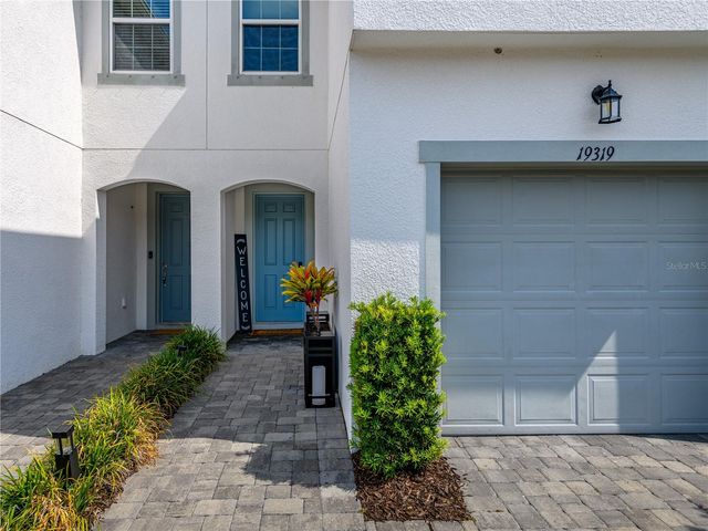 19319 BLUE POND DRIVE 22, Lutz, FL 33558