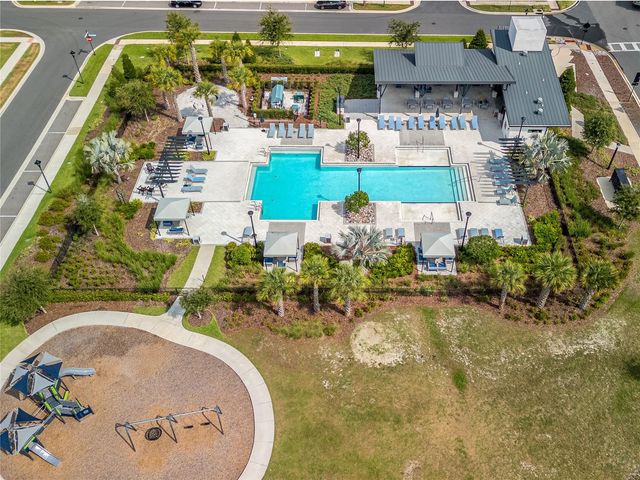 19319 BLUE POND DRIVE 22, Lutz, FL 33558