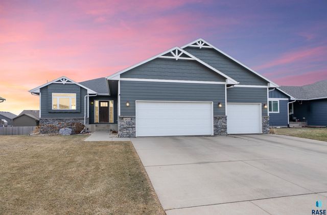 3833 S Attalia Ct Court, Sioux Falls, SD 57110