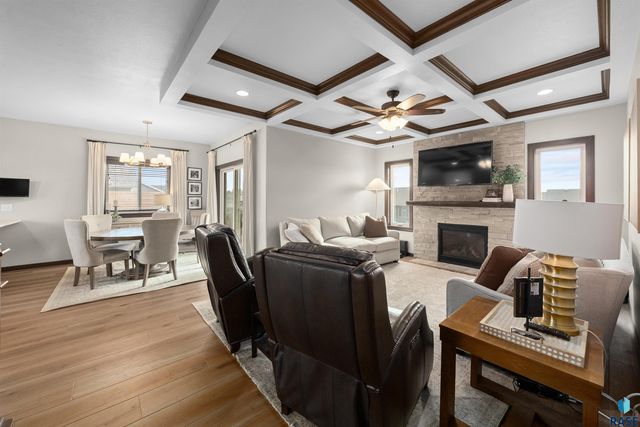 3833 S Attalia Ct Court, Sioux Falls, SD 57110