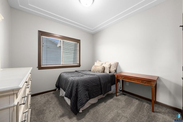 3833 S Attalia Ct Court, Sioux Falls, SD 57110