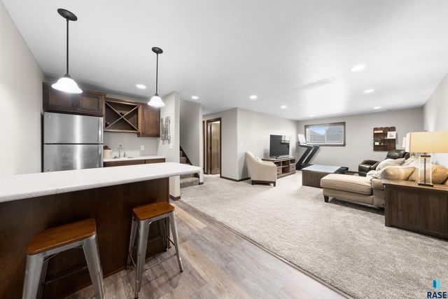 3833 S Attalia Ct Court, Sioux Falls, SD 57110