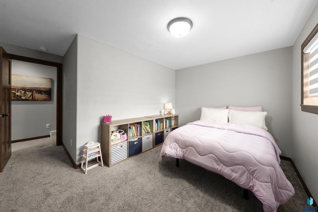 3833 S Attalia Ct Court, Sioux Falls, SD 57110