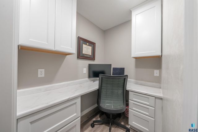 3833 S Attalia Ct Court, Sioux Falls, SD 57110