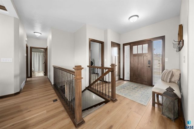 3833 S Attalia Ct Court, Sioux Falls, SD 57110