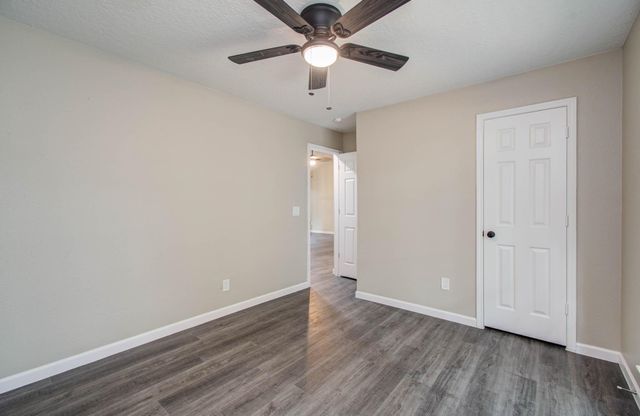 5803 Forest Timbers Dr, Humble, TX 77346