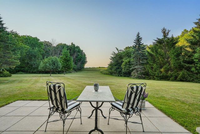 580 Lake Shore ROAD, Grafton, WI 53024