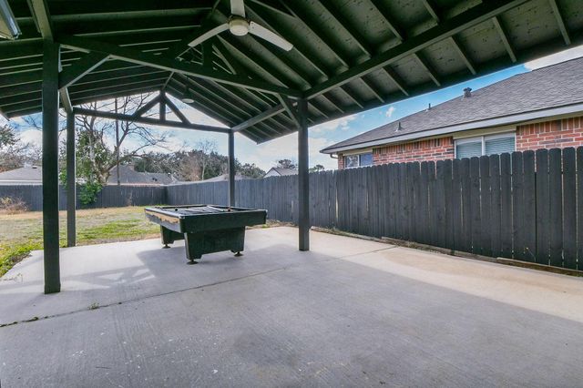 9039 Martin Heights Drive, Houston, TX 77031